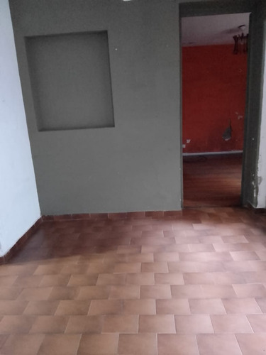 Imagen 2 de 4 de Ph En Venta Barracas Con Patio