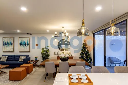 Casa En Venta En El Nuevo Refugio, Finos Acabados Y Distribución.