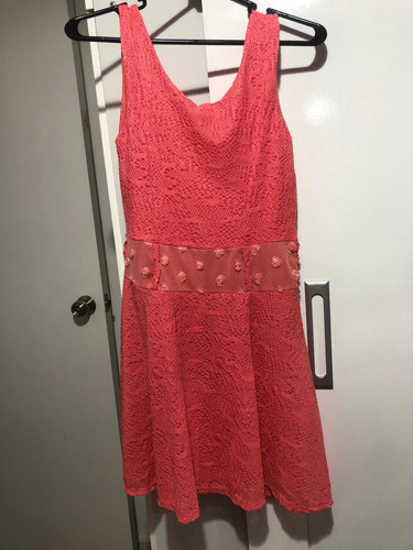 Imagen 1 de 4 de Vestido De Encaje Rosado