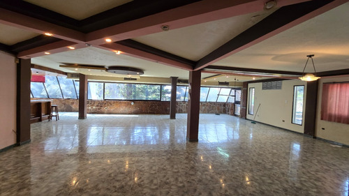 Casa En Venta En Conjunto Cerrado En El Parral (550ms)