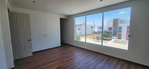 Casa En Venta En Residencial Mallorca, 4 Recamaras, Estudio, Cto Serv, 3 Autos