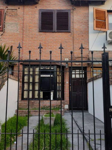 Castelar Norte Duplex En Venta Excelente Ubicacion