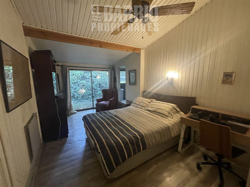 Casa En Venta De 4 Dorm. En Colina