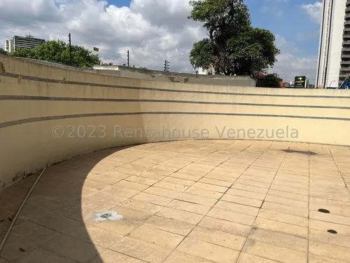 Local En Venta El Rosal Abm