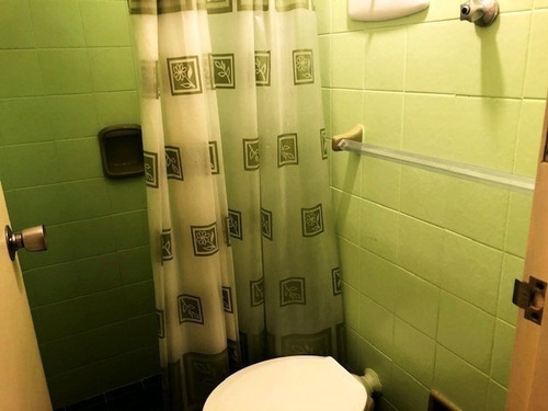 Imagen 8 de 9 de Id: 787 Venta, Península, 1 Dormitorio Y 1/2, 2 Baños, Garaje.