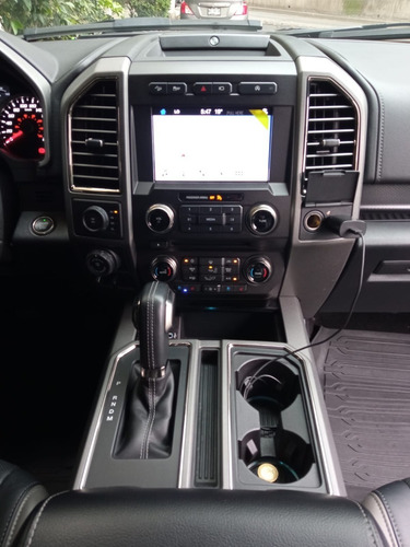 Imagen 10 de 13 de Ford F-150 3.5 Raptor Cabina Y Media 4x4 At