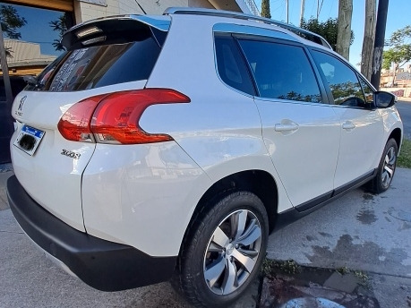 Peugeot 2008 1.6 Feline