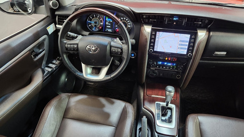 Imagen 6 de 25 de Toyota Sw4 Srx 2020 At 2.8 At 4x4 Smart Garage