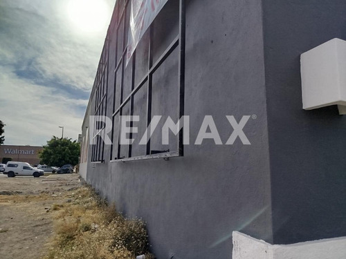 Oportunidad Para Franquicias!! Local Comercial En Corregidora