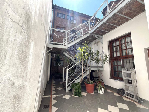 Venta Ph 2 Ambientes En Villa Pueyrredon Con Patio