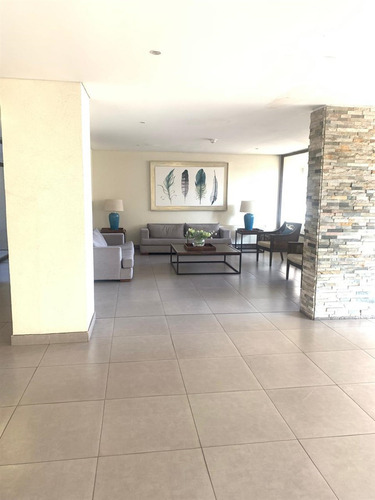 Departamento En Venta En Condominio 2 Dorm En La Dehesa