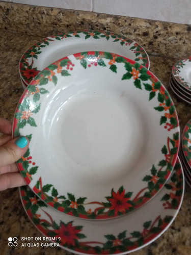 Vajilla De Navidad Para 4 Personas (Usado)