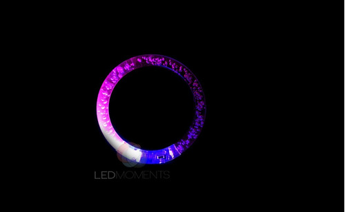Imagen 7 de 10 de Pulsera Led Luminosa Acrilica Cambia De Color Cotillon X 30