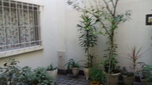 Habitación Individual Sra/srta, Caballito ,exc Ubicacion ,baño Y Cocina Compartidos , Servicios Incluidos !!