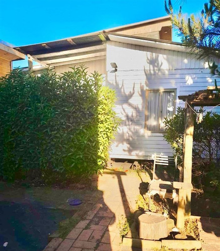 Casa En Venta De 3 Dorm. En Pelluhue