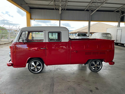 Kombi 1982 Cabine Dupla Restaurada Estilizada Emplacada 2024