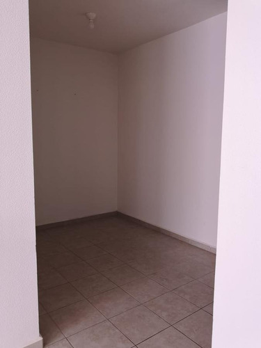 Imagen 8 de 10 de Bonito Departamento Duplex En Venta O Renta En Fraccionamiento Tres Cantos Qro.