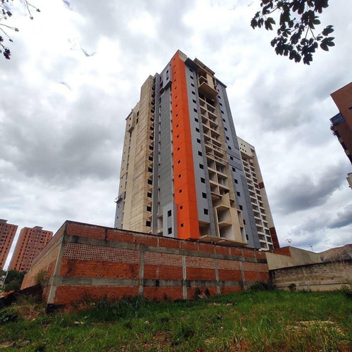 Imagen 1 de 10 de Apartamentos En Venta Sector Valles De Camoruco