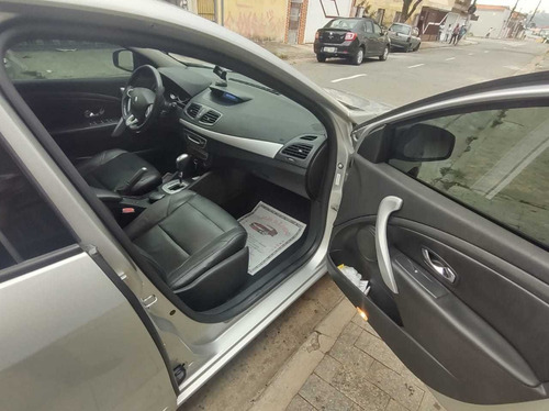 Renault Fluence 2013 2.0 Dynamique Hi-flex 4p