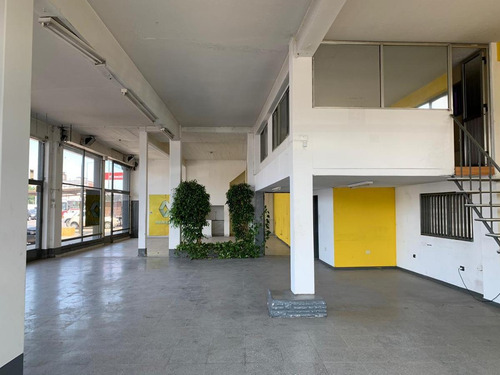 Imagen 8 de 30 de Local Comercial Y Galpón 1450 M² Cub. - Frente A 3 Calles Sobre Avenida - S.justo (ctro)