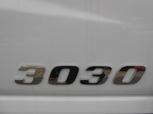 Imagem 3 de 12 de M. Benz 3030 4 Eixos