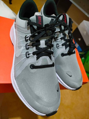 Tenis Nike Quest 4