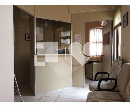 Imagem 5 de 25 de Sala Comercial Com Área Externa ,na Av. Getúlio Vargas , Menino Deus - Reo418449
