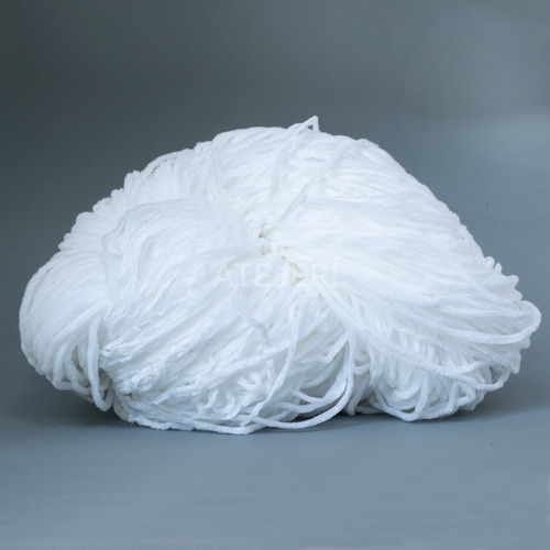 Imagen 3 de 4 de Lanas Chenille Plush Finito Madejas X 150 Gs Aprox