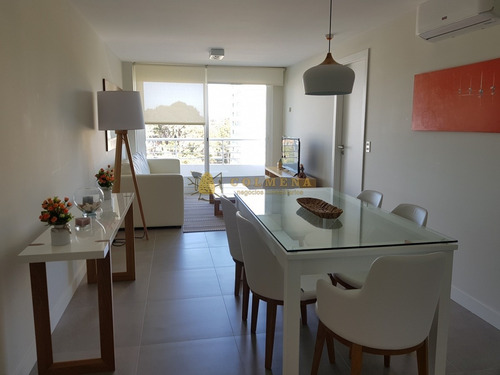 Greenlife Punta Del Este, Apartamento 2 Dormitorios Con 2 Baños.-ref:4280