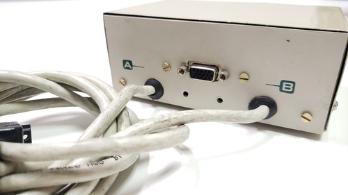 Imagem 3 de 4 de Switch Vga (2 Monitores)