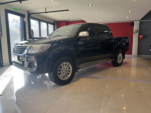 Toyota Hilux Pick-up 3.0 Cd Srv Cuero I 171cv 4x4 4at