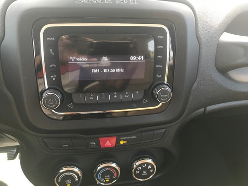 Imagem 9 de 15 de Jeep Renegade