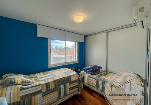 Gran Oportunidad!! Venta De Hermosa Casa Amueblada, Solida, De Diseño En Atlantida 3 Dorm 4 Baños, Barbacoa Cerrada, Piscina