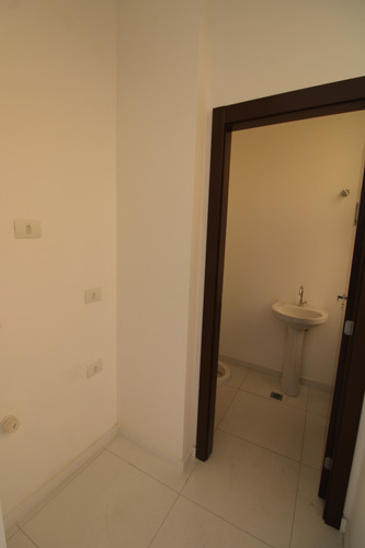 Imagem 9 de 21 de Sala Comercial Para Alugar Com 70m² Por R$ 1.500,00 No Bairro Centro - Curitiba / Pr - Sl0053