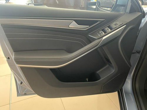 Imagen 13 de 23 de Ford Territory 1.5t Sel