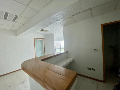 Oficina En Renta Piso 10 Torre Empresarial Villahermosa