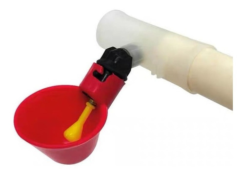 Imagen 7 de 8 de Bebedero Taza + T Aves Gallinas, Pollos, Codorniz X 10 Unid