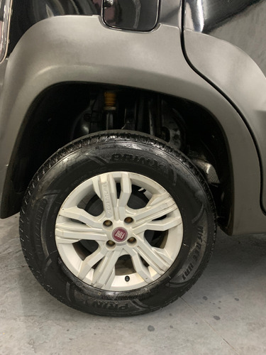 Fiat Idea 1.8 16v Adventure Flex 5p