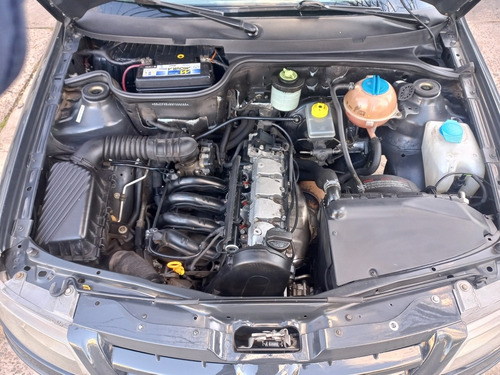 Imagen 14 de 14 de Volkswagen Gol 2011 1.4 Power 83cv