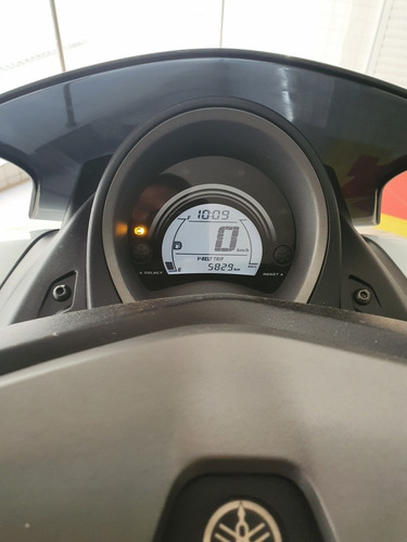 Imagem 7 de 9 de Yamaha Nmax