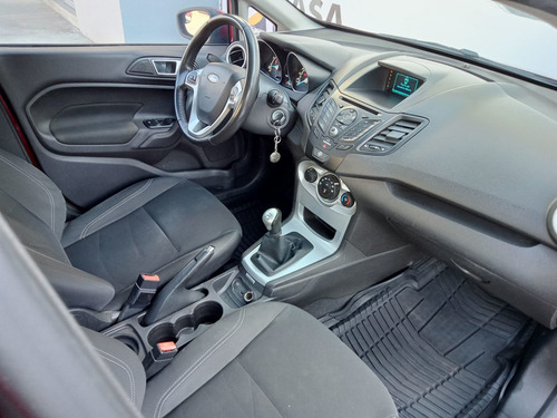 Imagen 14 de 15 de Ford Fiesta 2016 1.6 Se Mt