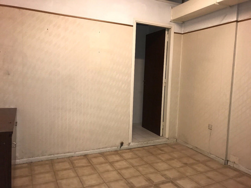 Imagen 8 de 15 de Moreno Y Mitre - 2 Locales Unidos - Alquiler - Continua A La Venta