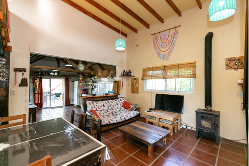 Venta/permuta Casa Quinta 4 Ambientes Con Pileta