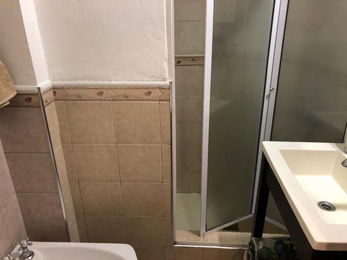 Imagen 2 de 12 de Casa - Barrio Parque Leloir