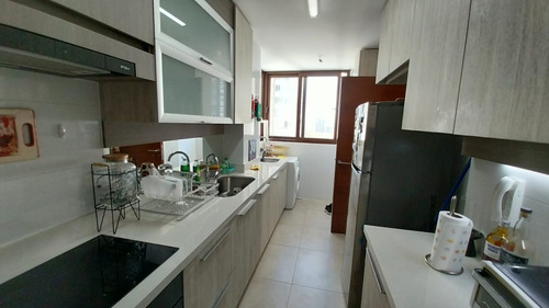 Tejada. Impecable 2d+2b+2e+1bd+cocina Cerrada Independiente