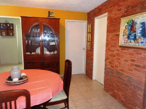 San Antonio De Los Altos Residencias Liliana 90mts2