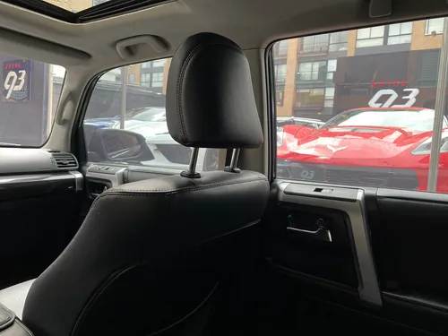 Toyota 4Runner SR5