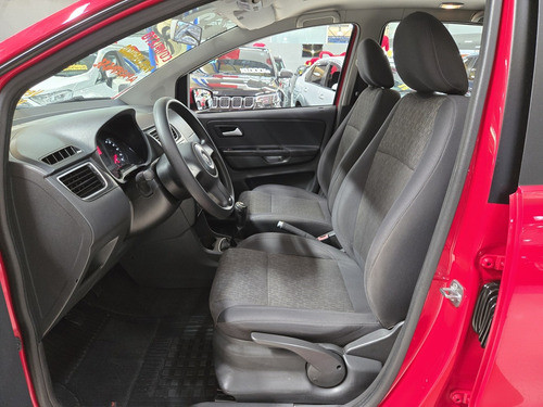 Volkswagen Fox 1.0 MI TREND 8V FLEX 4P MANUAL
