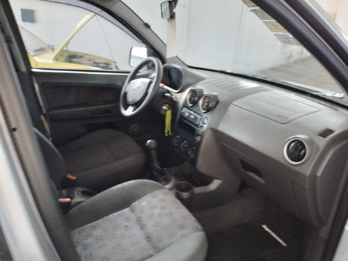 Imagen 11 de 16 de Ford Ecosport 2004 1.6 Xls Muy Buena Permuto