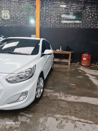 Hyundai Accent 1.6l 5 p